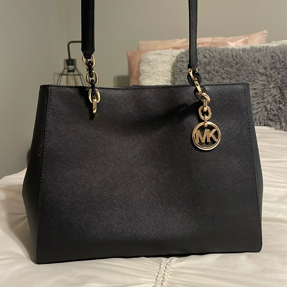 Michael Kors black purse
